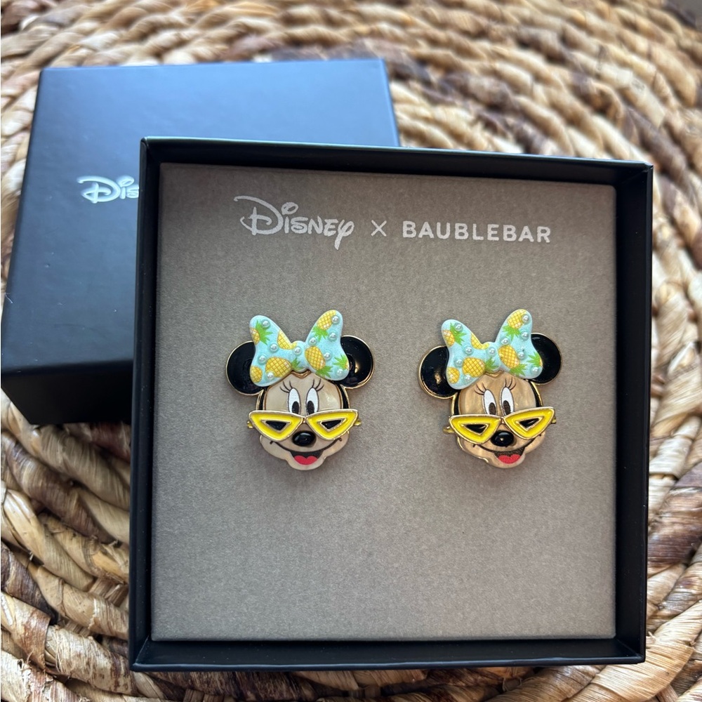 NEW Disney BaubleBar Minnie earrings BOW SUNGLASSES PINEAPPLE TROPICAL NIB